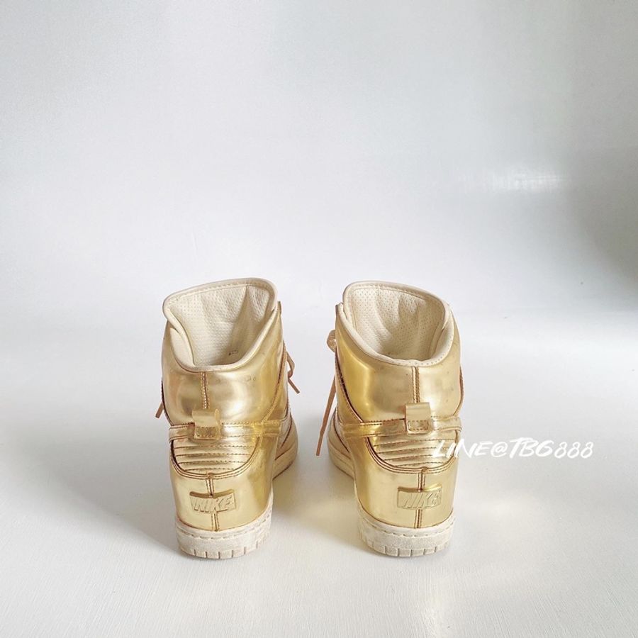 NIKE AU196.9666金色內增高球鞋    Size US 8.5-5