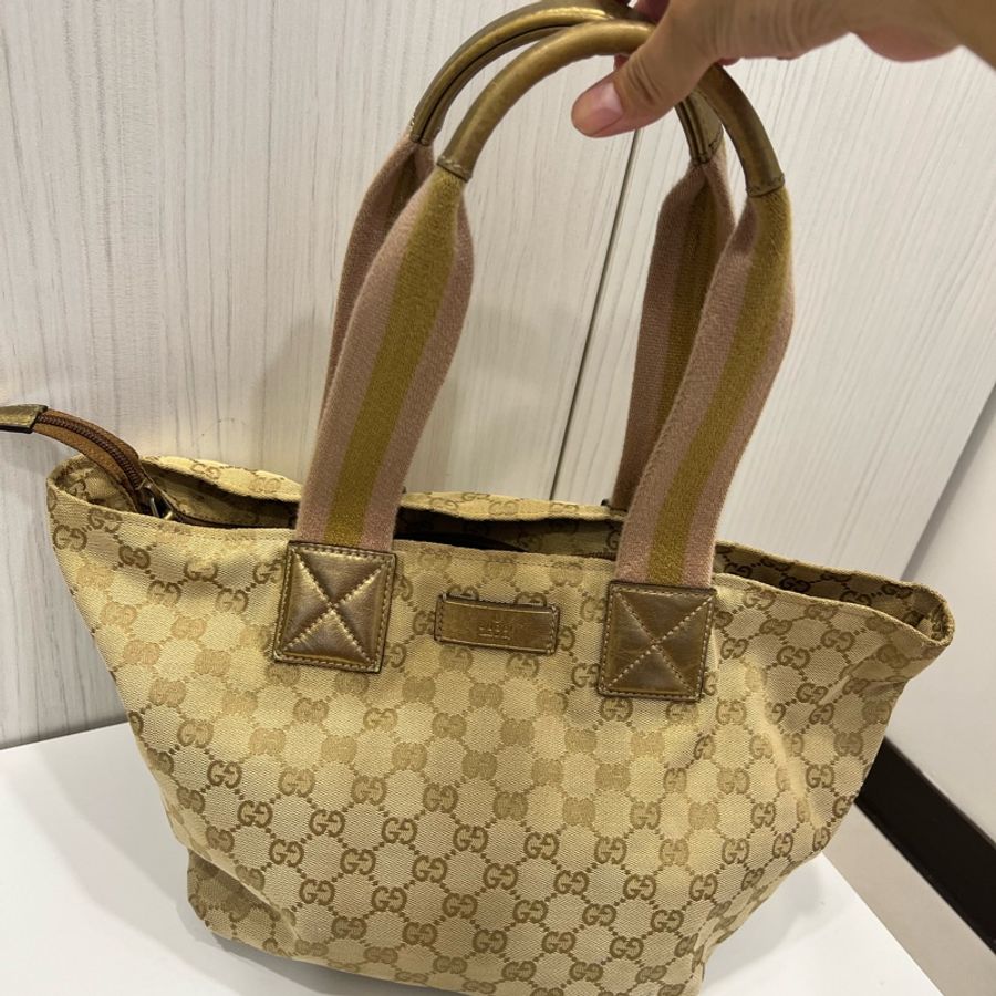 Gucci-0