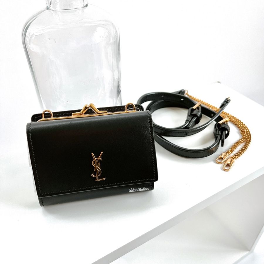 〈YSL〉黑金LOGO鏈帶可拆短夾腰包三用-0