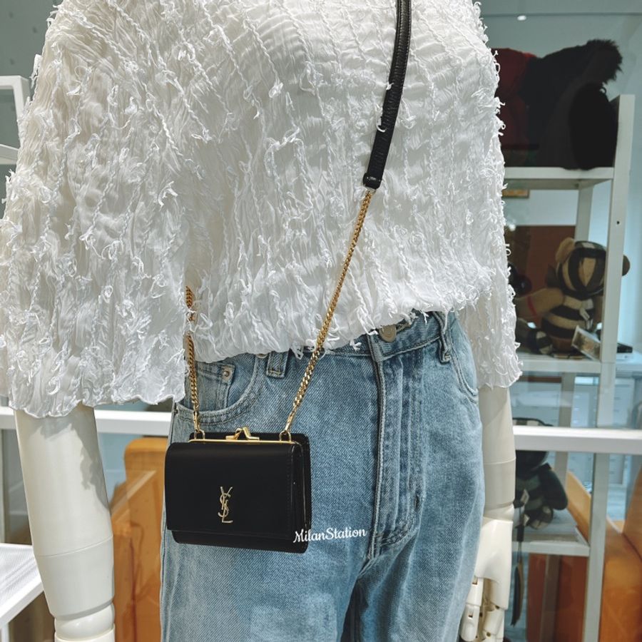 〈YSL〉黑金LOGO鏈帶可拆短夾腰包三用-7