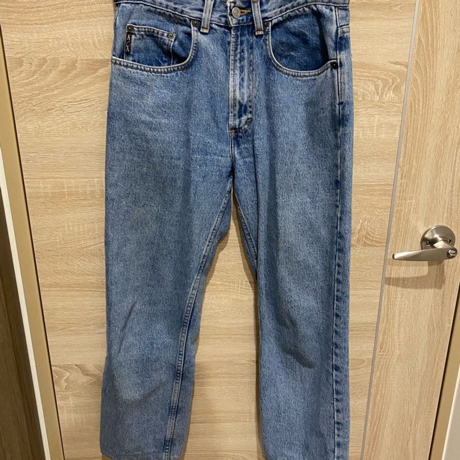 Armani經典淺色牛仔褲-1