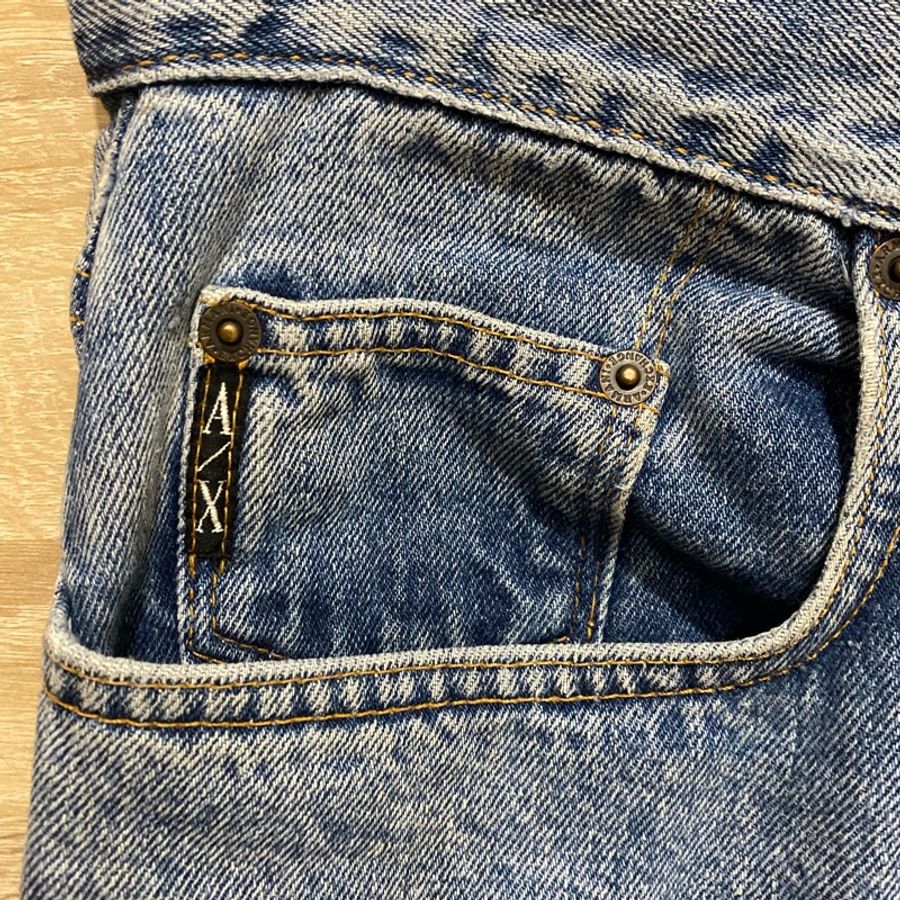 Armani經典淺色牛仔褲-2