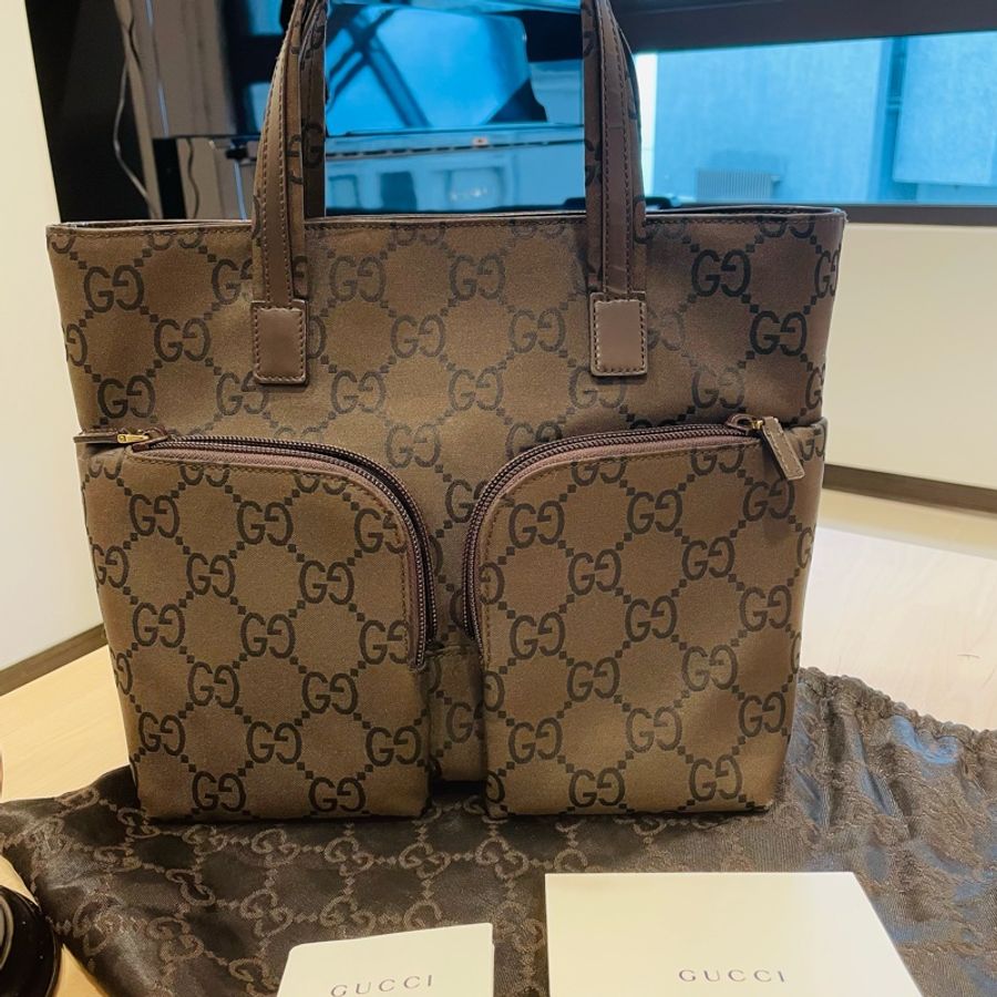 二手正品近全新Gucci 緹花托特包/手提包+🎁贈小熊絲巾(近全新/防潑水材質/滾皮邊)看圖看內文-7