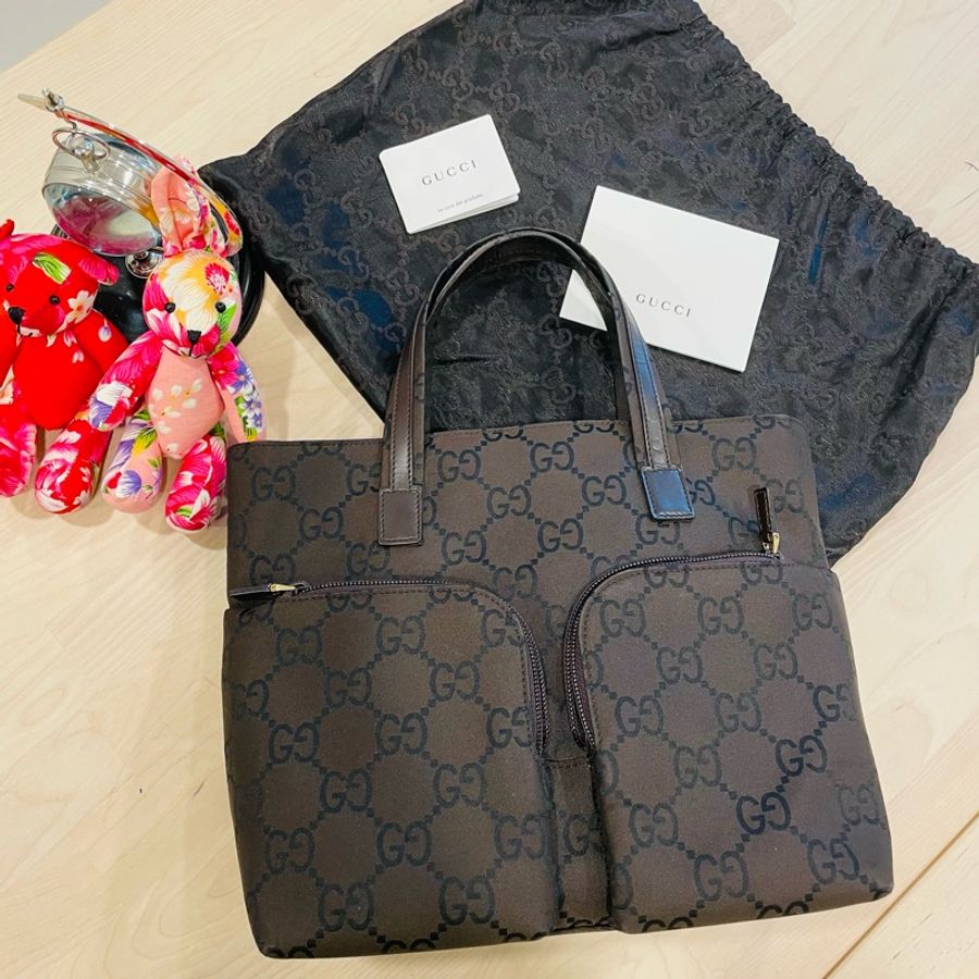 二手正品近全新Gucci 緹花托特包/手提包+🎁贈小熊絲巾(近全新/防潑水材質/滾皮邊)看圖看內文-8