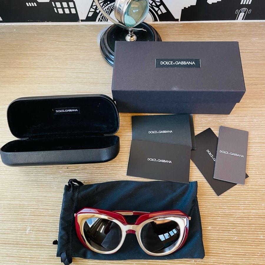 二手正品DOLCE & GABBANA 貓眼墨鏡(全配如圖、有試戴圖)看內文圖片-0