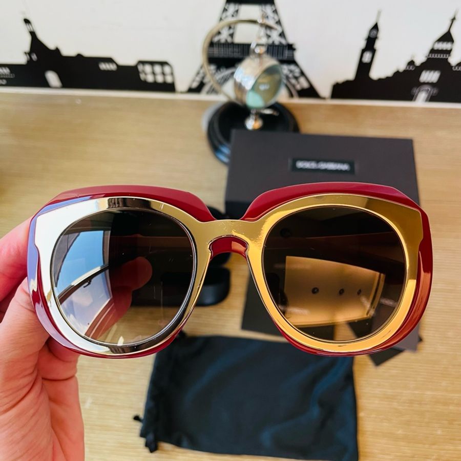 二手正品DOLCE & GABBANA 貓眼墨鏡(全配如圖、有試戴圖)看內文圖片-1