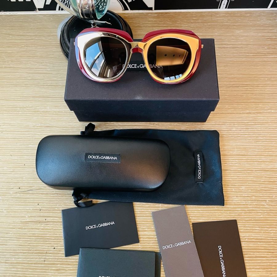 二手正品DOLCE & GABBANA 貓眼墨鏡(全配如圖、有試戴圖)看內文圖片-9