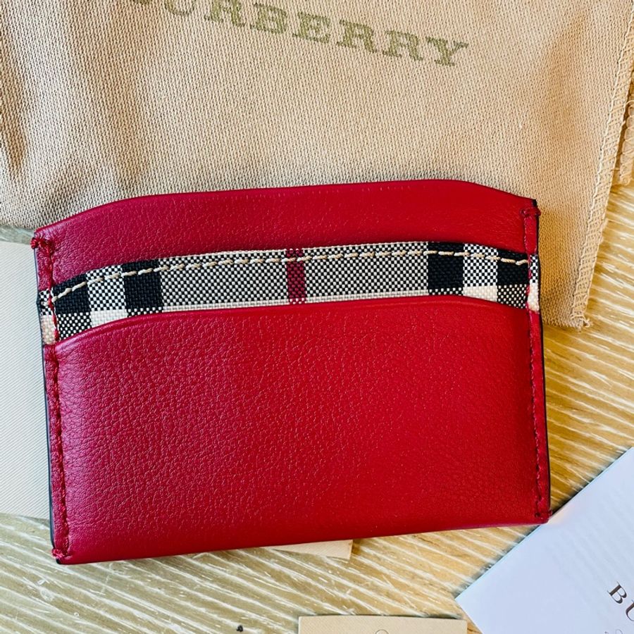 二手正品Burberry 紅色格紋小牛皮卡夾(附購卡/品牌卡/防塵套)看圖看內文-2