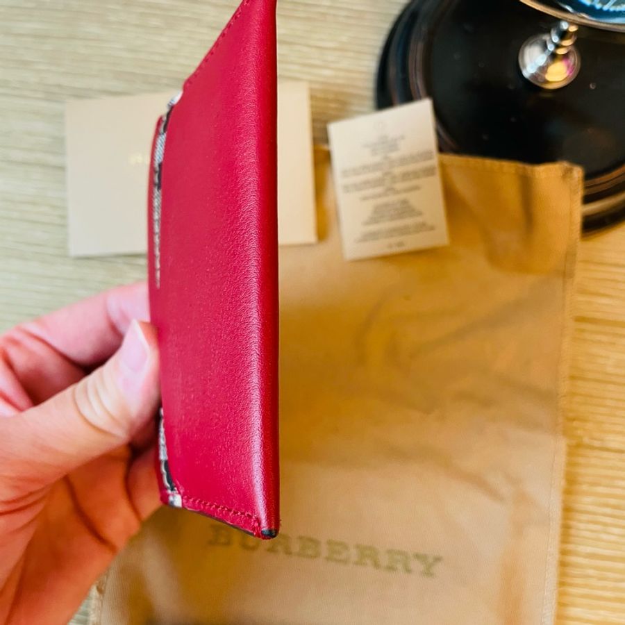 二手正品Burberry 紅色格紋小牛皮卡夾(附購卡/品牌卡/防塵套)看圖看內文-6