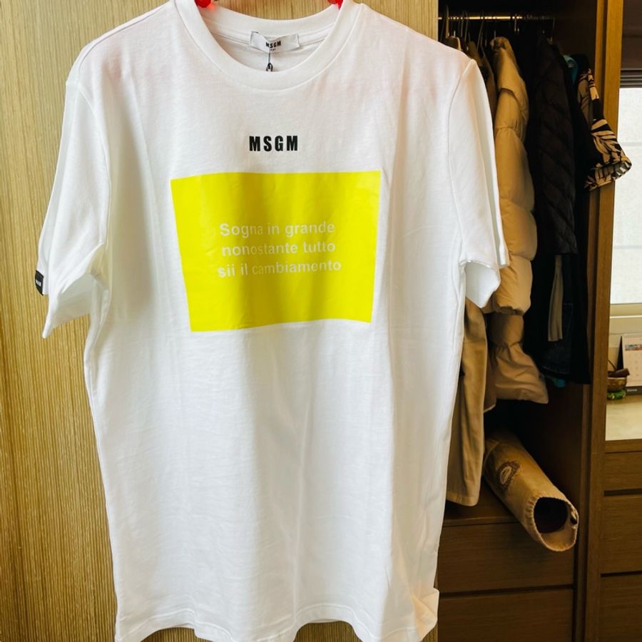 二手正品~近全新!MSGMT恤(義大利製14Y)適合S-M-0
