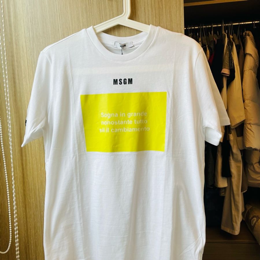 二手正品~近全新!MSGMT恤(義大利製14Y)適合S-M-9