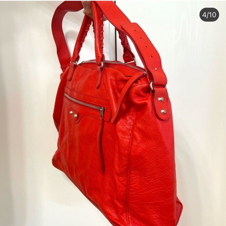 Balenciaga 帥氣大尺寸紅色機車包《限時特價》-3