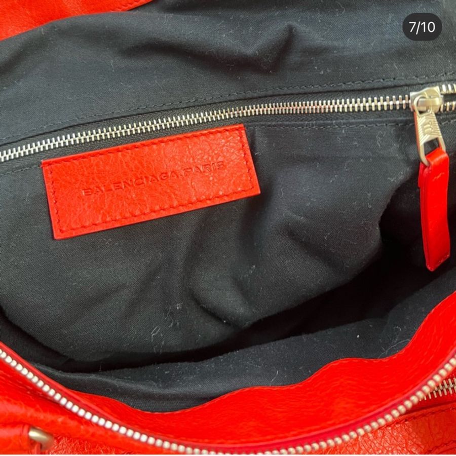 Balenciaga 帥氣大尺寸紅色機車包《限時特價》-6