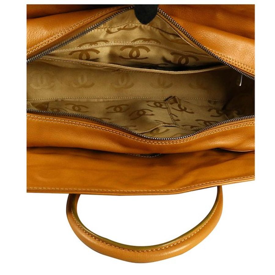 CHANEL 大logo小牛皮手提肩背包(牛奶糖色)_展示品 CH19000007-16