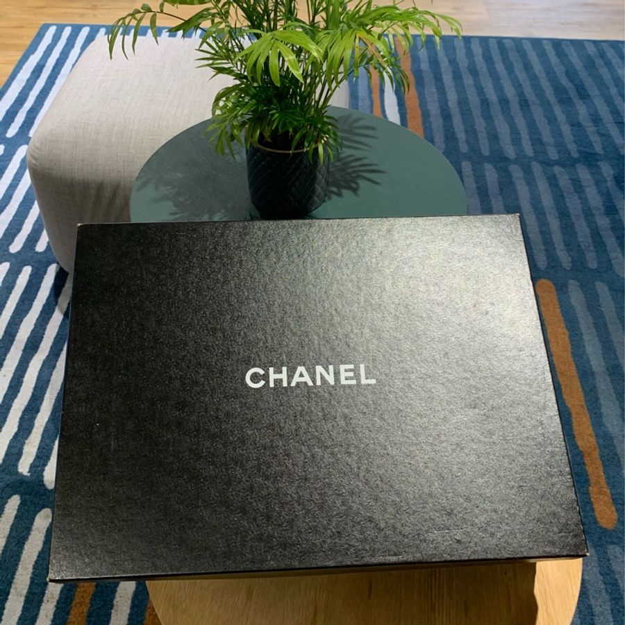 Chanel 經典山茶花雨鞋(38號)-7