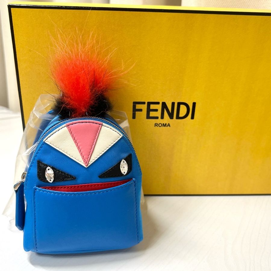 FENDI 經典Bugs系列 小毛怪吊飾小廢包(全新)-0