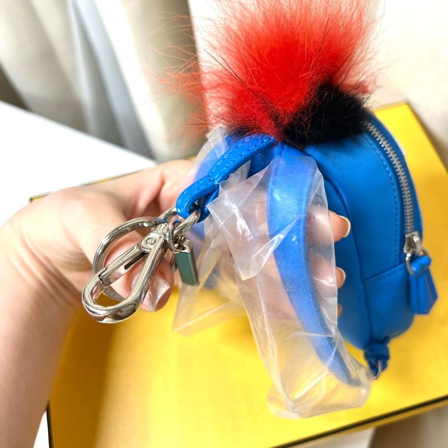 FENDI 經典Bugs系列 小毛怪吊飾小廢包(全新)-5