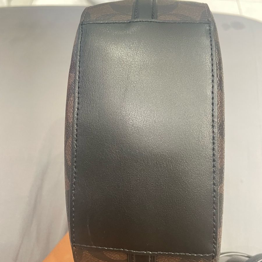 Coach Kleo hobo馬鞍腋下包-6