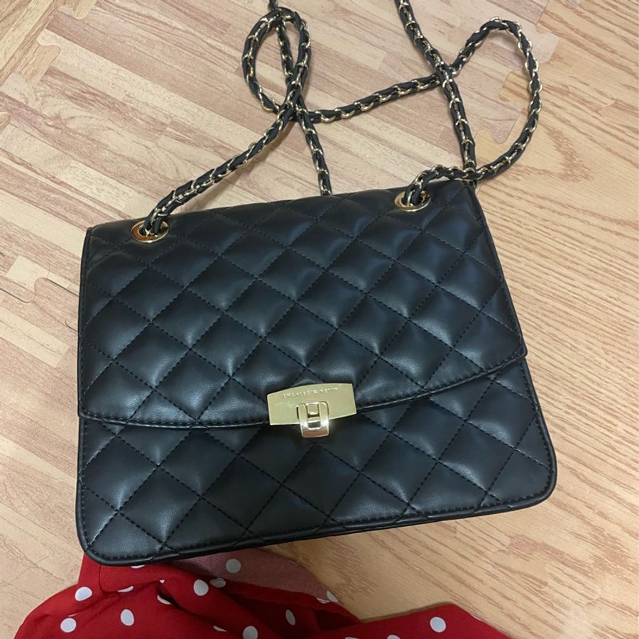 charles & keith 小香風晚宴包-0