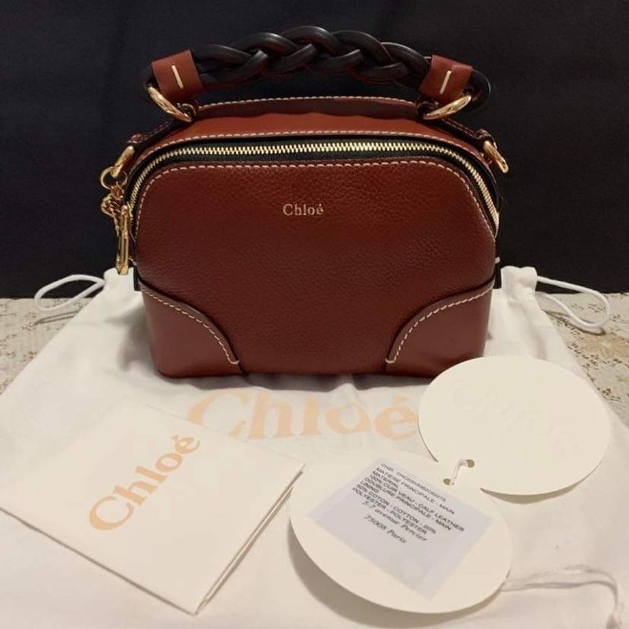 全新Chloé mini Daria 迷你皮革鍊條包-2