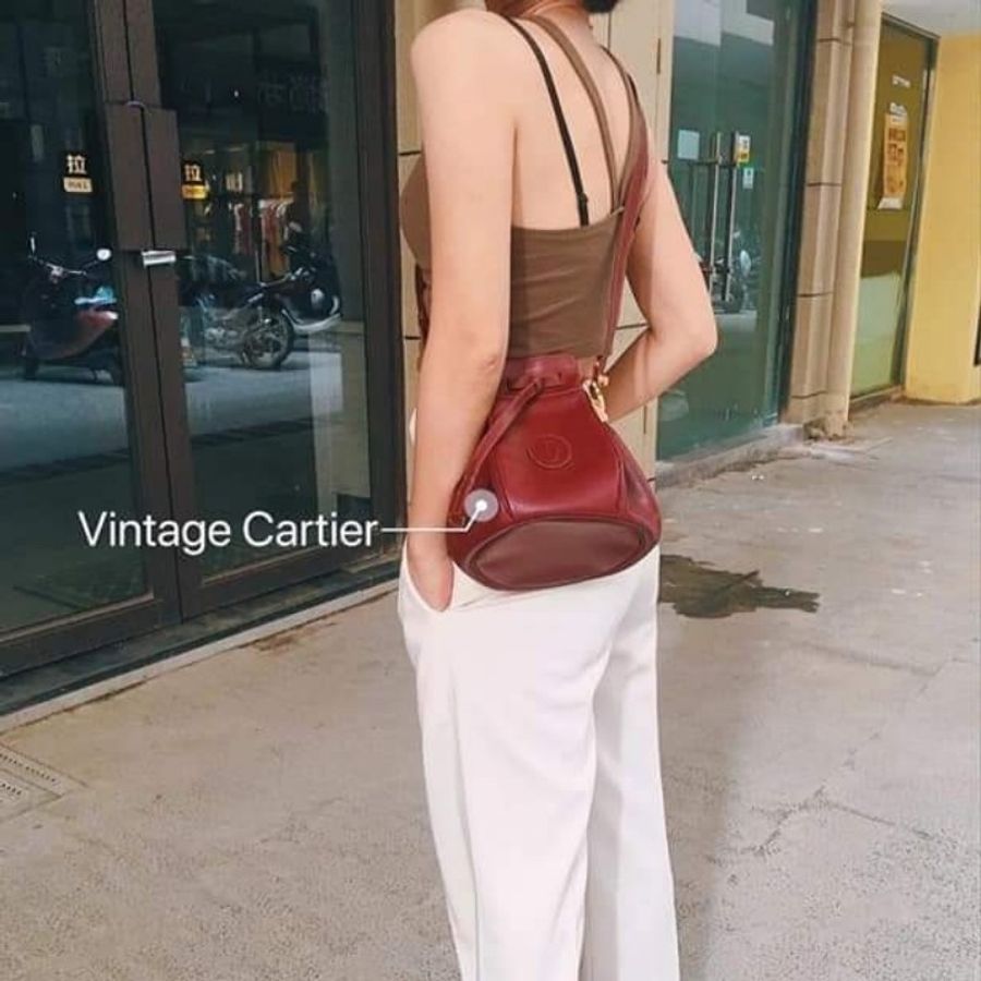 🎀👜曼蒂二手精品👜🎀 Cartier 卡地亞波爾多紅抽繩小號mini水桶包-8