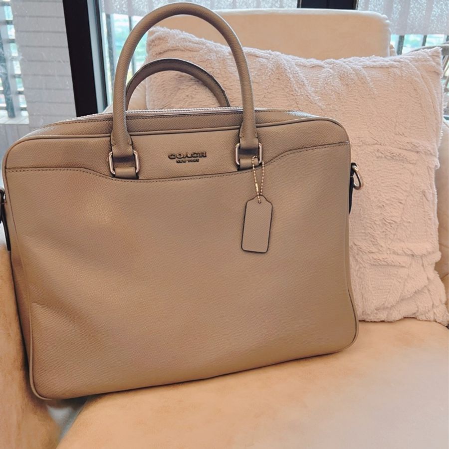 專櫃Coach 正品 真皮中性公事包💼9.8成新-0