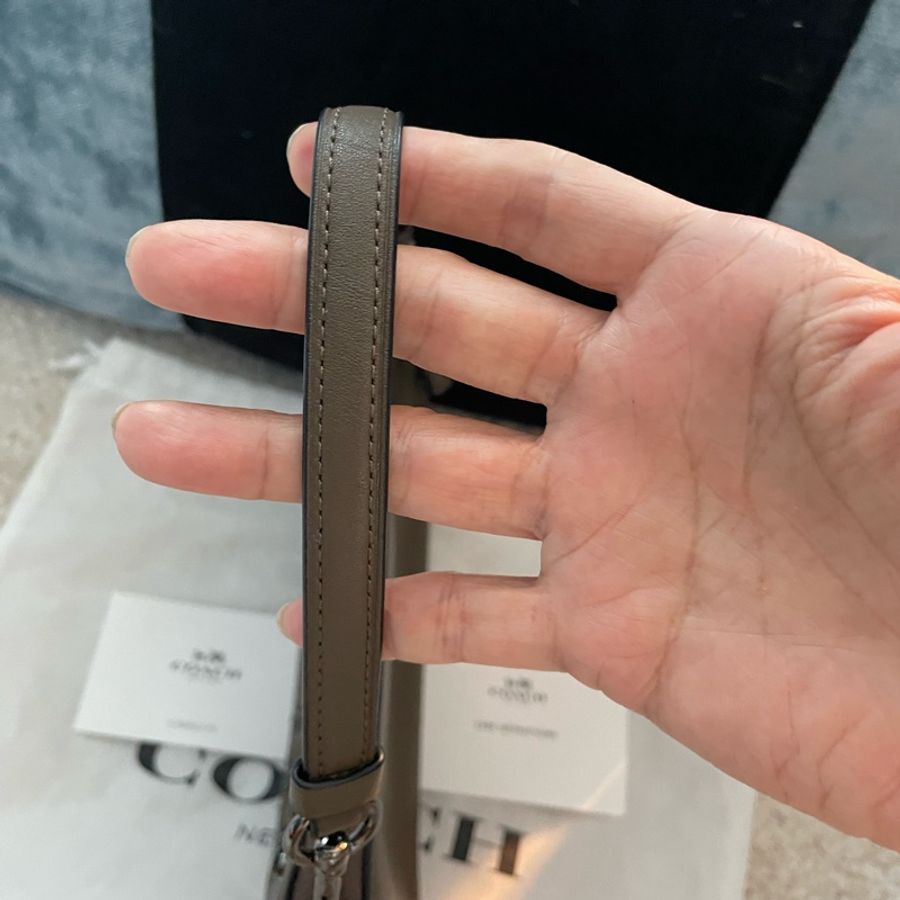 Coach 全新品，手腕/手提真皮包-2