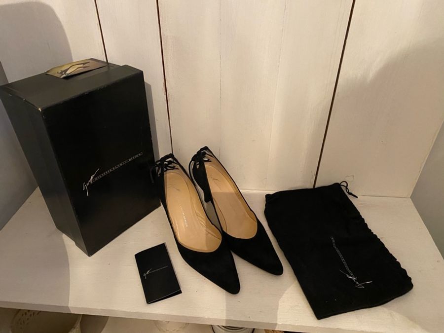 Geiseppi Zanotti 黑色麂皮鏤空設計高跟鞋-5