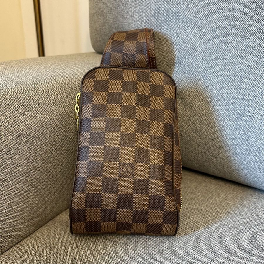 【Louis Vuitton】 ‣棋盤格腰包 男女都能背-0