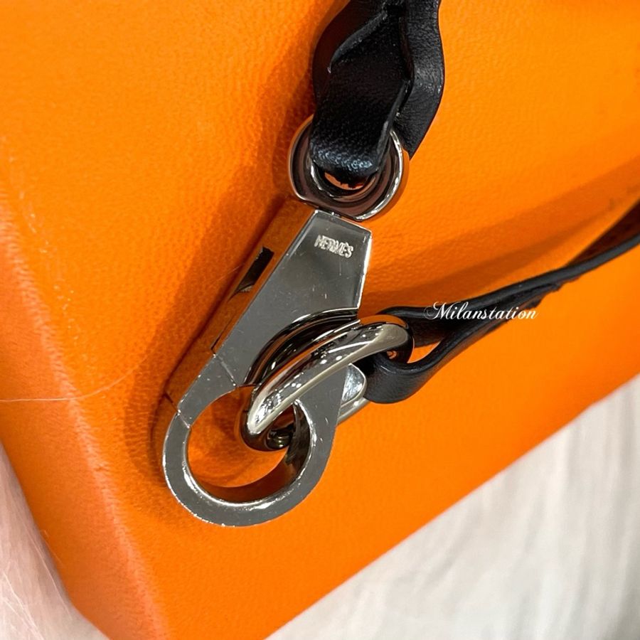 〈HERMES〉黑色掛飾/雙圈手環-1