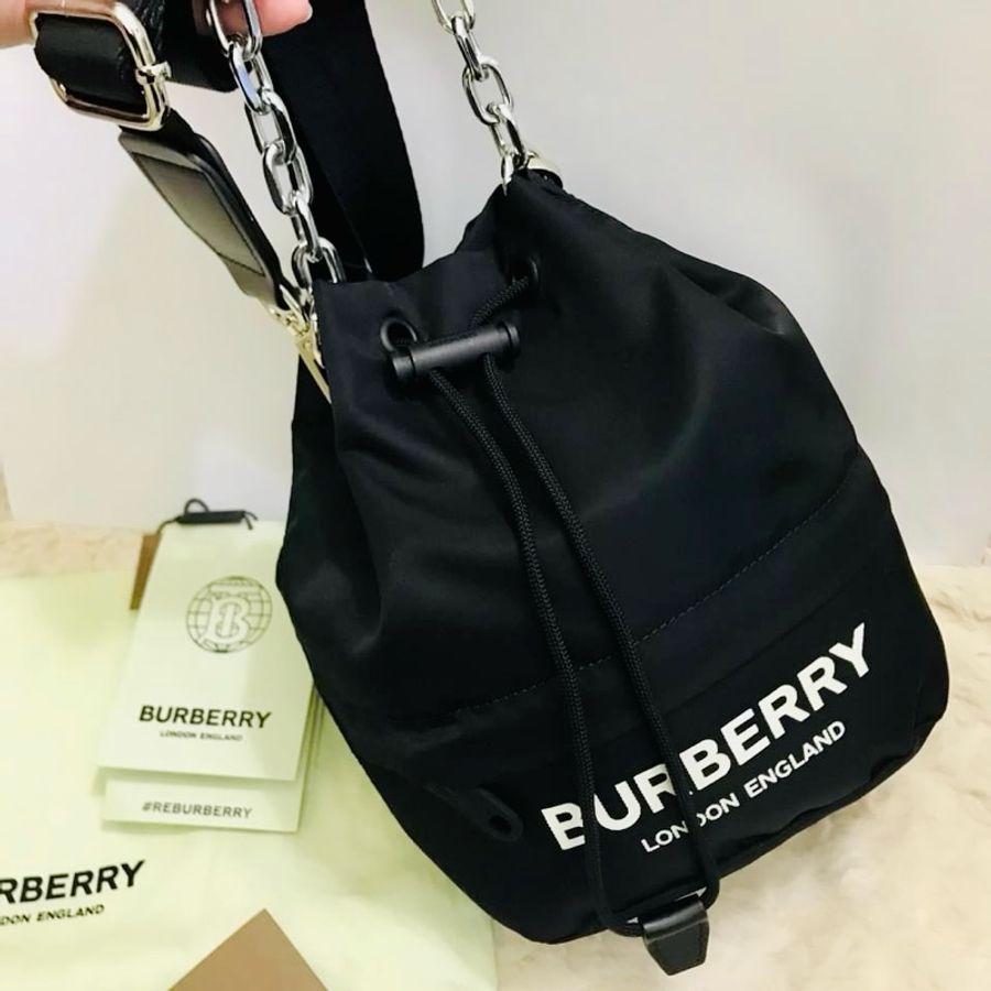 二手正品~近全新Burberry字母經典帆布/水桶包/可三背/稀缺實用款/全配(看圖看內文)誠可小議-12