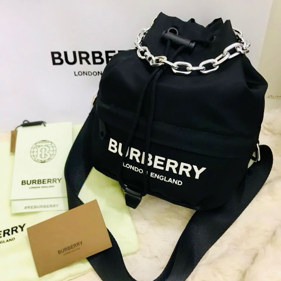 二手正品~近全新Burberry字母經典帆布/水桶包/可三背/稀缺實用款/全配(看圖看內文)誠可小議-0