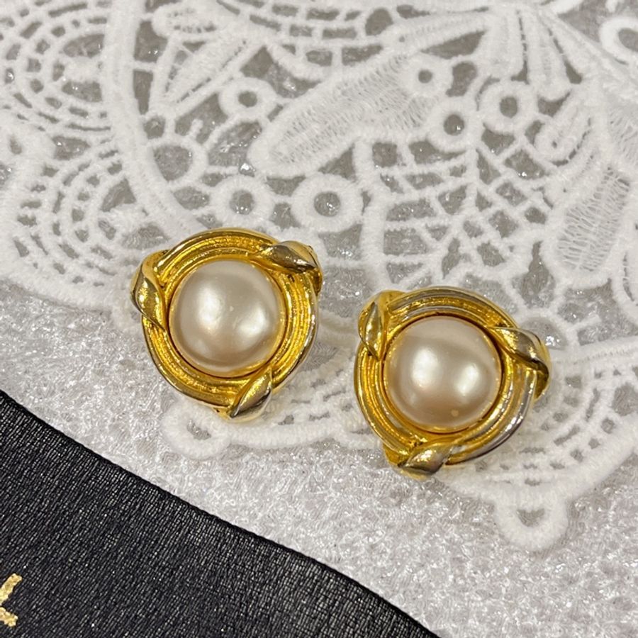 CHAENL 香奈兒VINTAGE 金色珍珠 造型耳環/耳夾/飾品-1