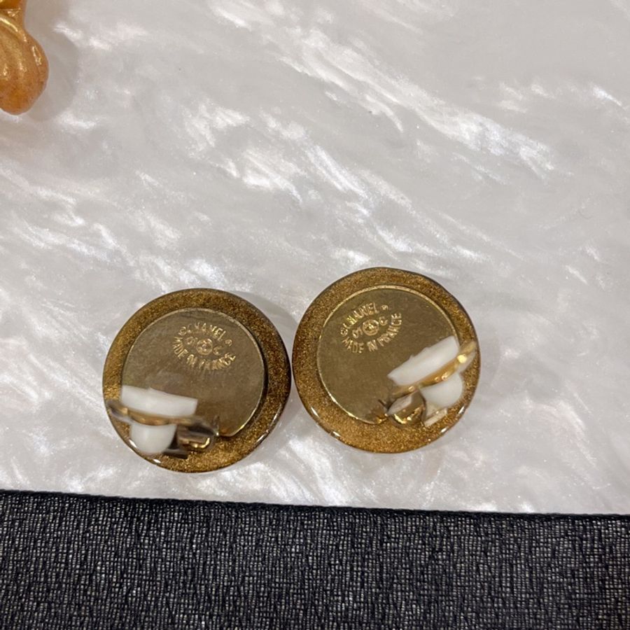 CHAENL 香奈兒VINTAGE 圓形紅綜水晶 壓克力幸運草 造型耳環/耳夾/飾品-3