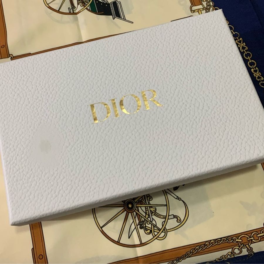 近新Dior 30 MONTAIGNE 手機包(已漲價至4萬台幣)-8