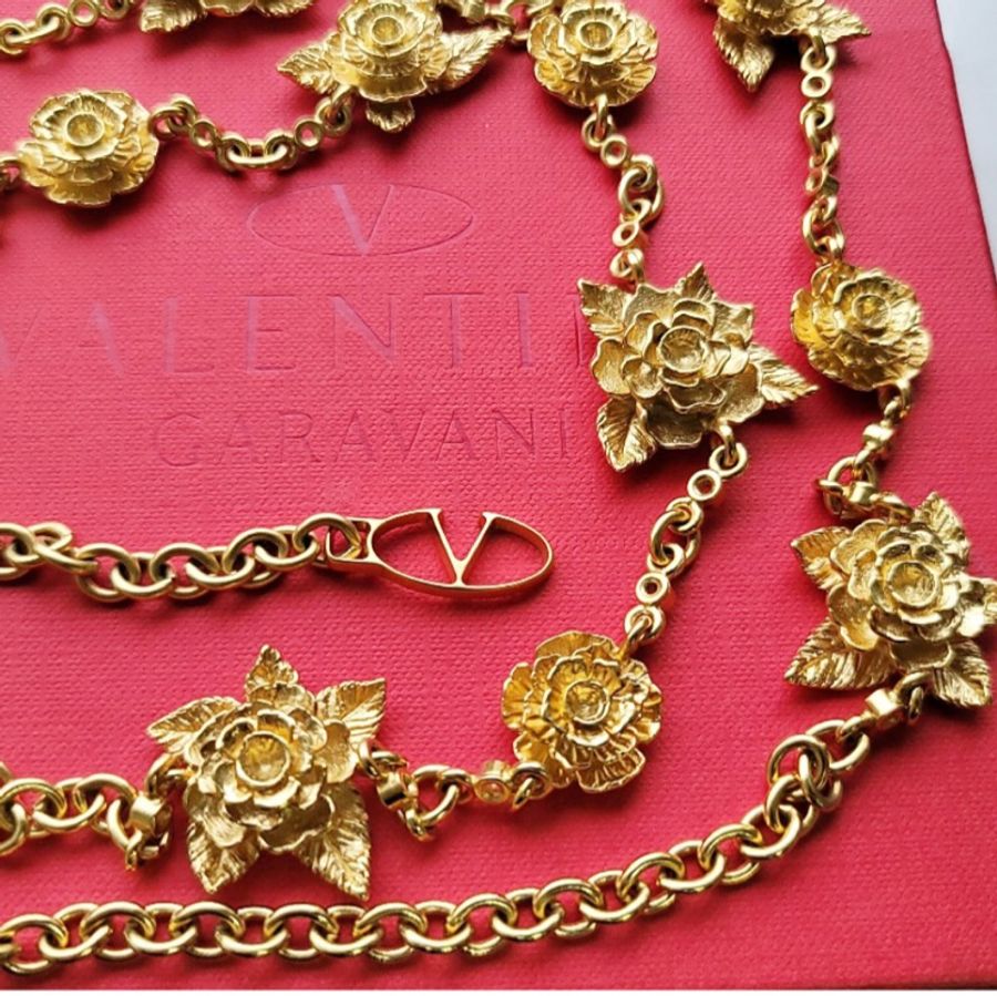 義大利名牌 Valentino Garavani 金花項鍊 超美的奢華氣質款-1