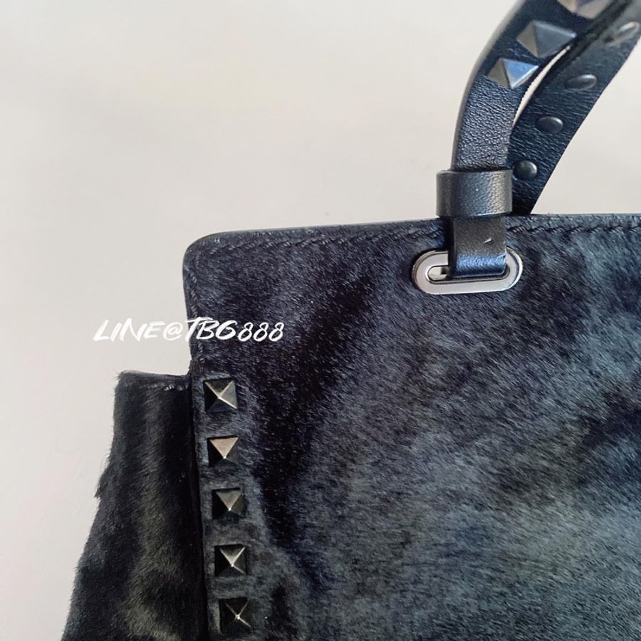 Valentino Garavani Rockstud 2way Bag 黑色馬毛鉚釘肩背斜背包-2