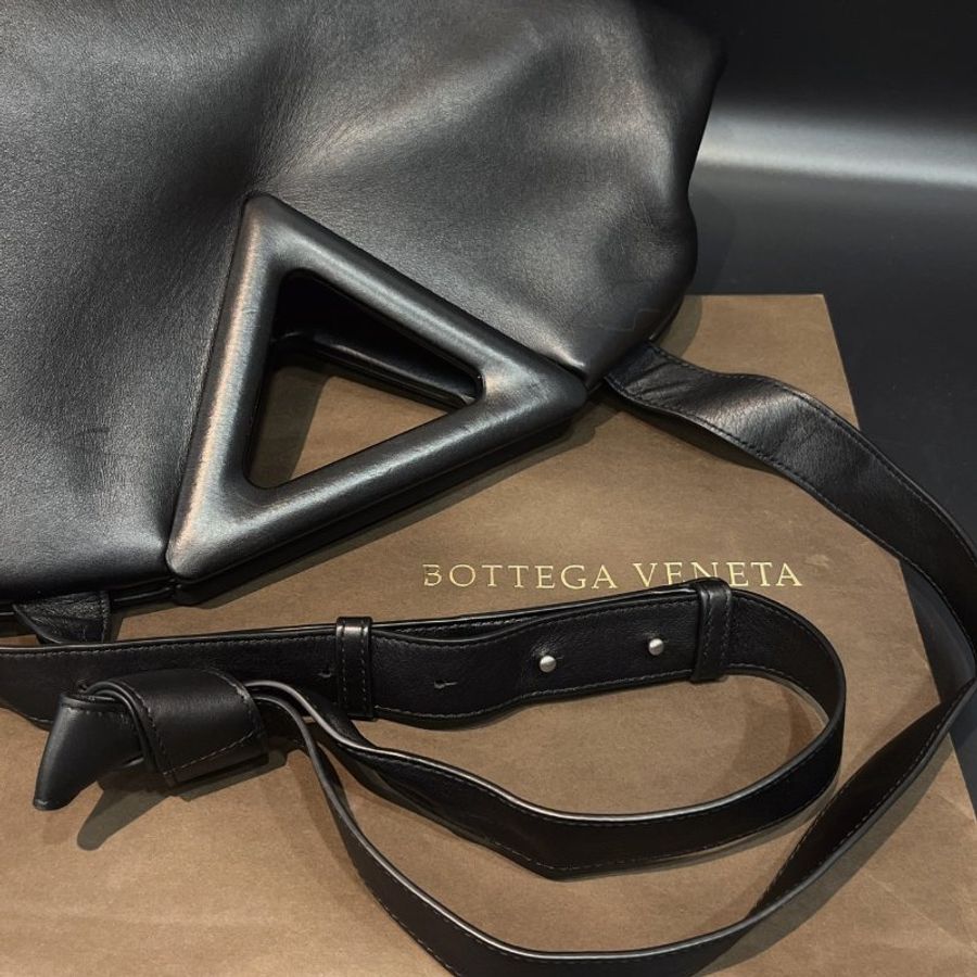Bottega Veneta BV 黑色全皮 POINT 中款 三角雜誌祖母包 手提包/斜背包/二用包-7