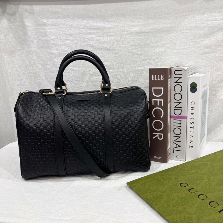GUCCI 古馳 黑色全皮金釦 滿版小雙G 波士頓包/斜背包/手提包/旅行袋-0