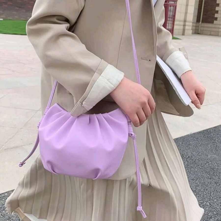輸入優惠碼tramy可折200元 丁香紫 雲朵包 側背包 斜背包 小資女 平價-0