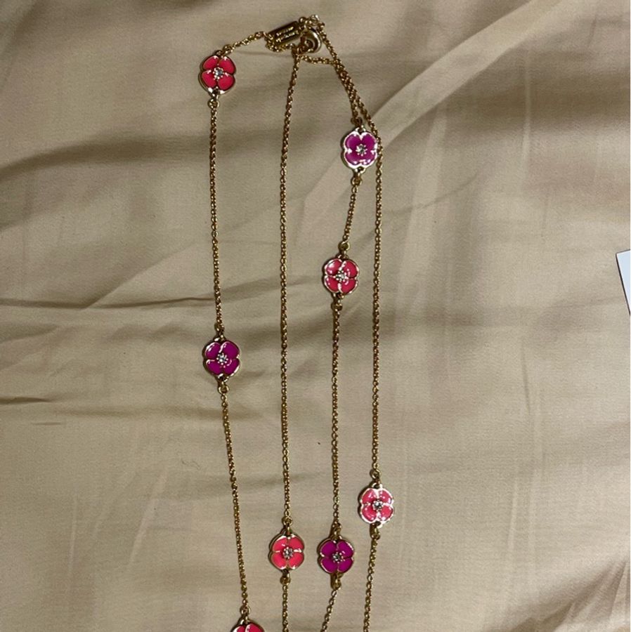 KATE SPADE 莓紅色花朵項鍊 Vibrant Pink Floral necklace-1