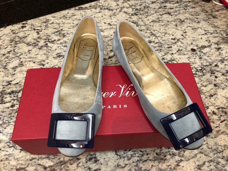 roger vivier 麂皮平底鞋-0
