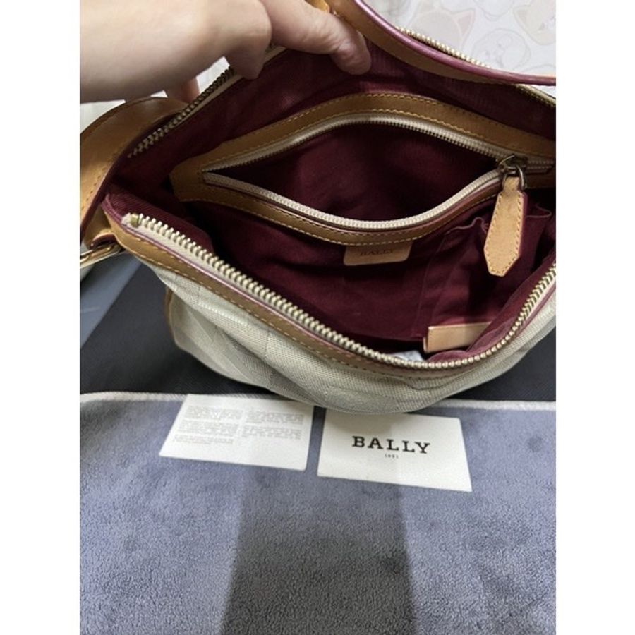 🧐BALLY 卡其色真皮和單寧布款肩背包置物大方包 古董包復古包- 2個包-2