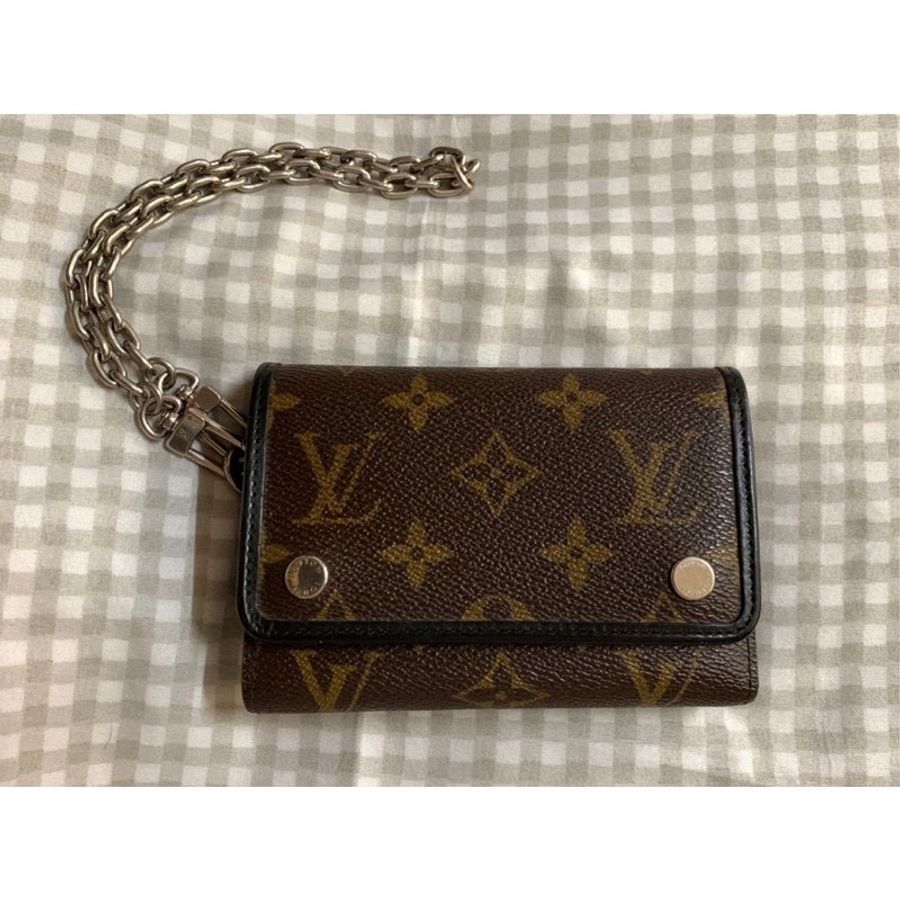 LOUIS VUITTON LV 路易威登 限定男用金屬鏈皮夾-1