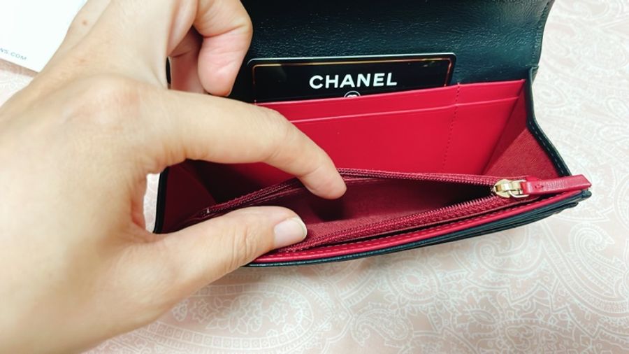 CHANEL 19 口蓋中夾 (黑色)-4