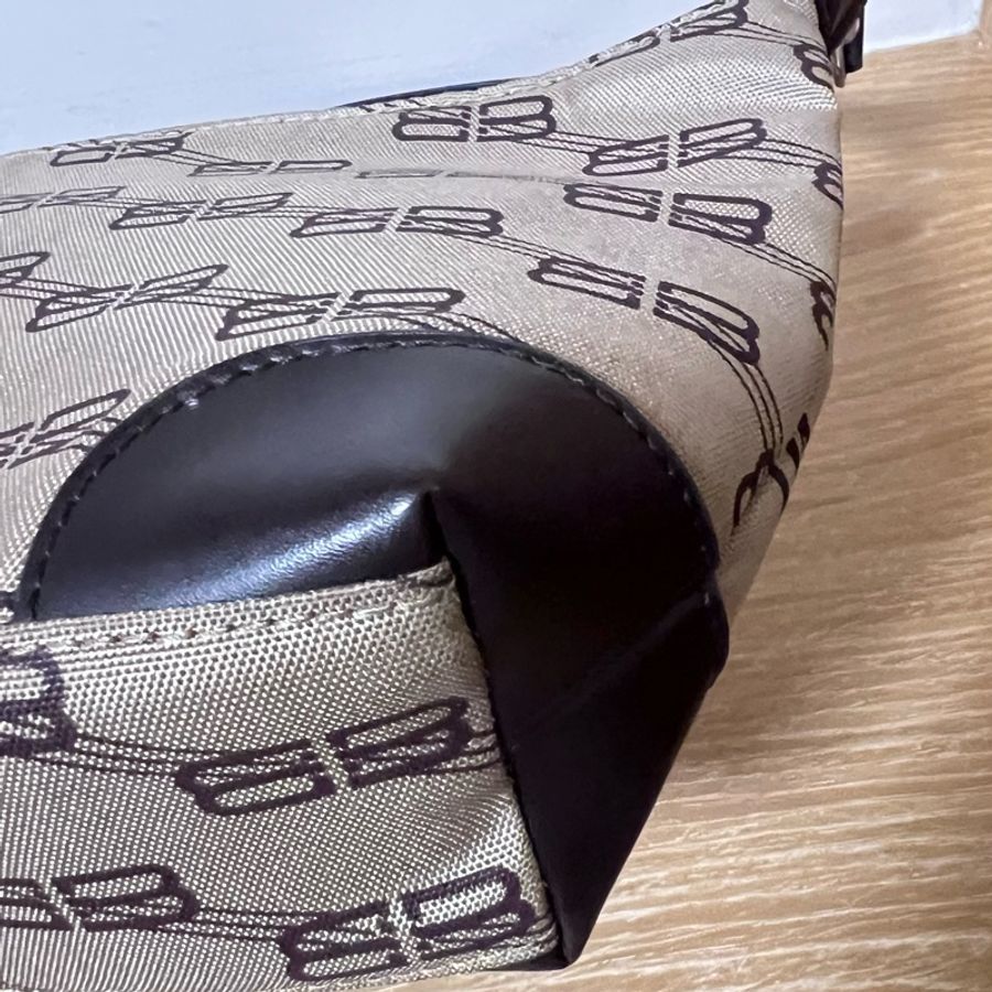 balenciaga巴黎世家 老花 logo水餃 手提 肩背 包-4