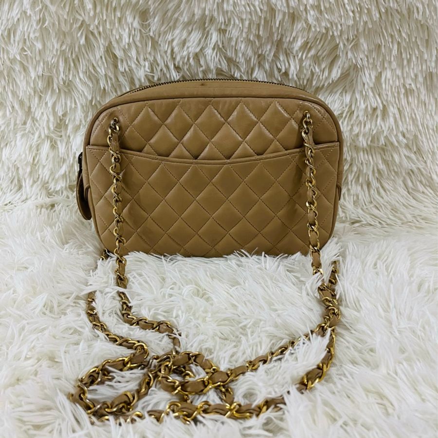 Chanel 奶茶色金鏈包-18