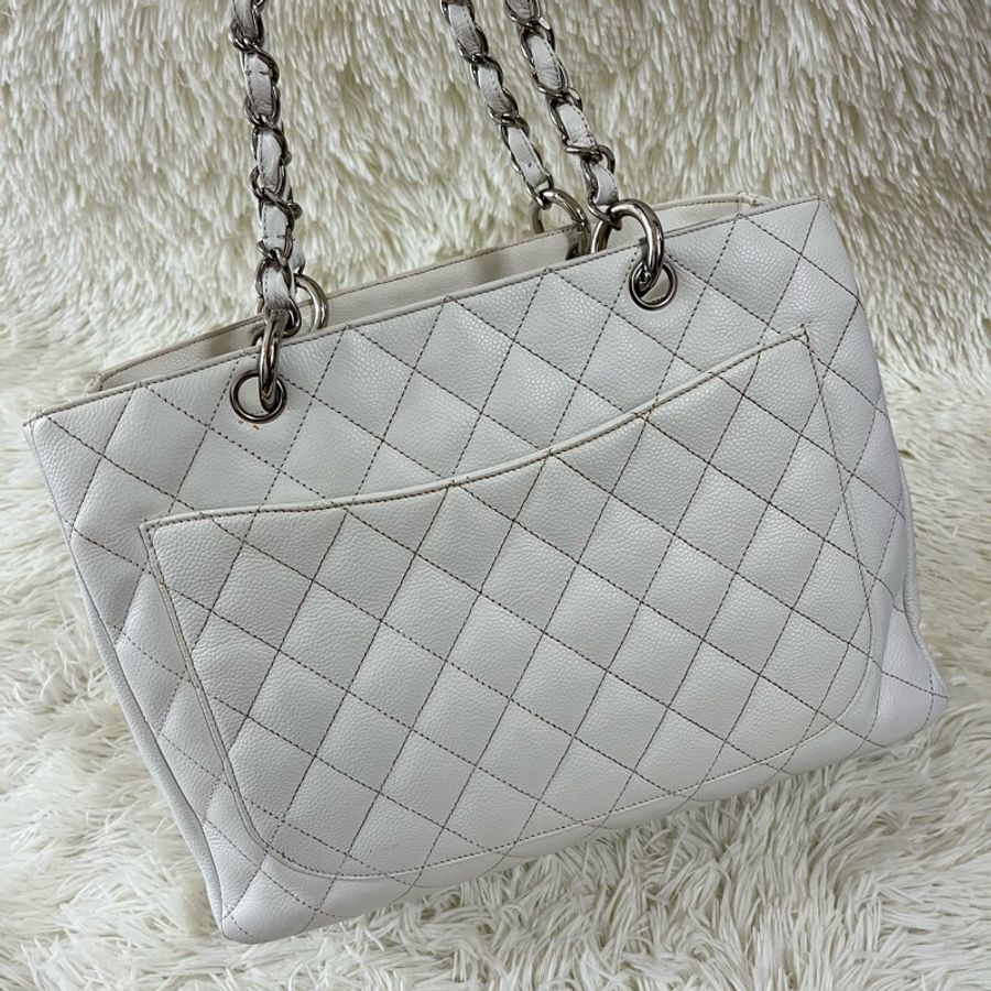 Chanel GST白色銀鏈豆腐包-25