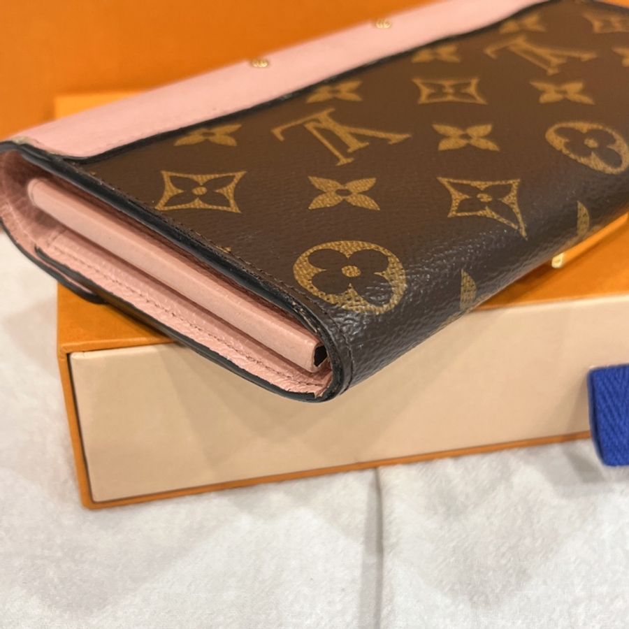 LOUIS VUITTON LV 老花字紋拼粉色皮革 PALLAS1系列二折16卡長夾/皮夾-4