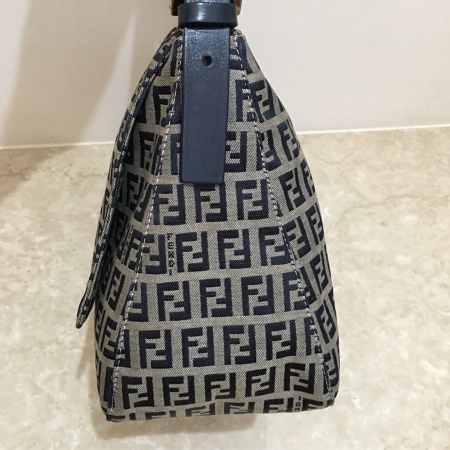 Fendi Vintage 藍色老花法棍包-4